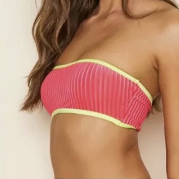 Dippin’ Daisy’s ReVibe Neon Pink Encore Velvet Bandeau Velvet Bikini Top Large - Picture 2 of 12